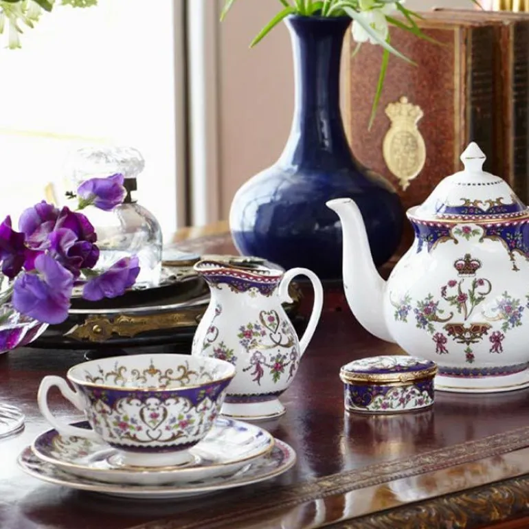 Queen Victoria Sugar Bowl